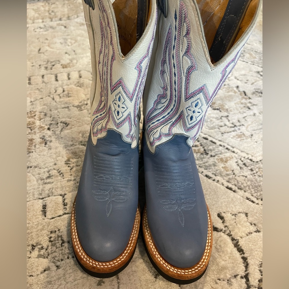 Justin women’s boots all leather
